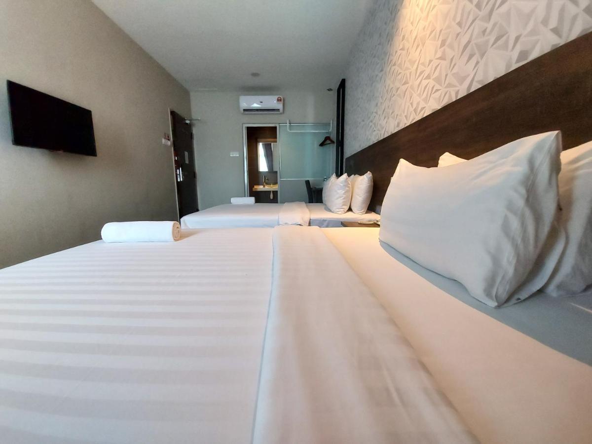 Miico Hotel @ Mount Austin Johor Bahru Eksteriør billede