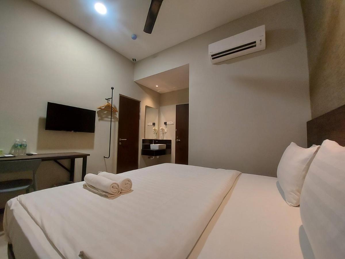 Miico Hotel @ Mount Austin Johor Bahru Eksteriør billede