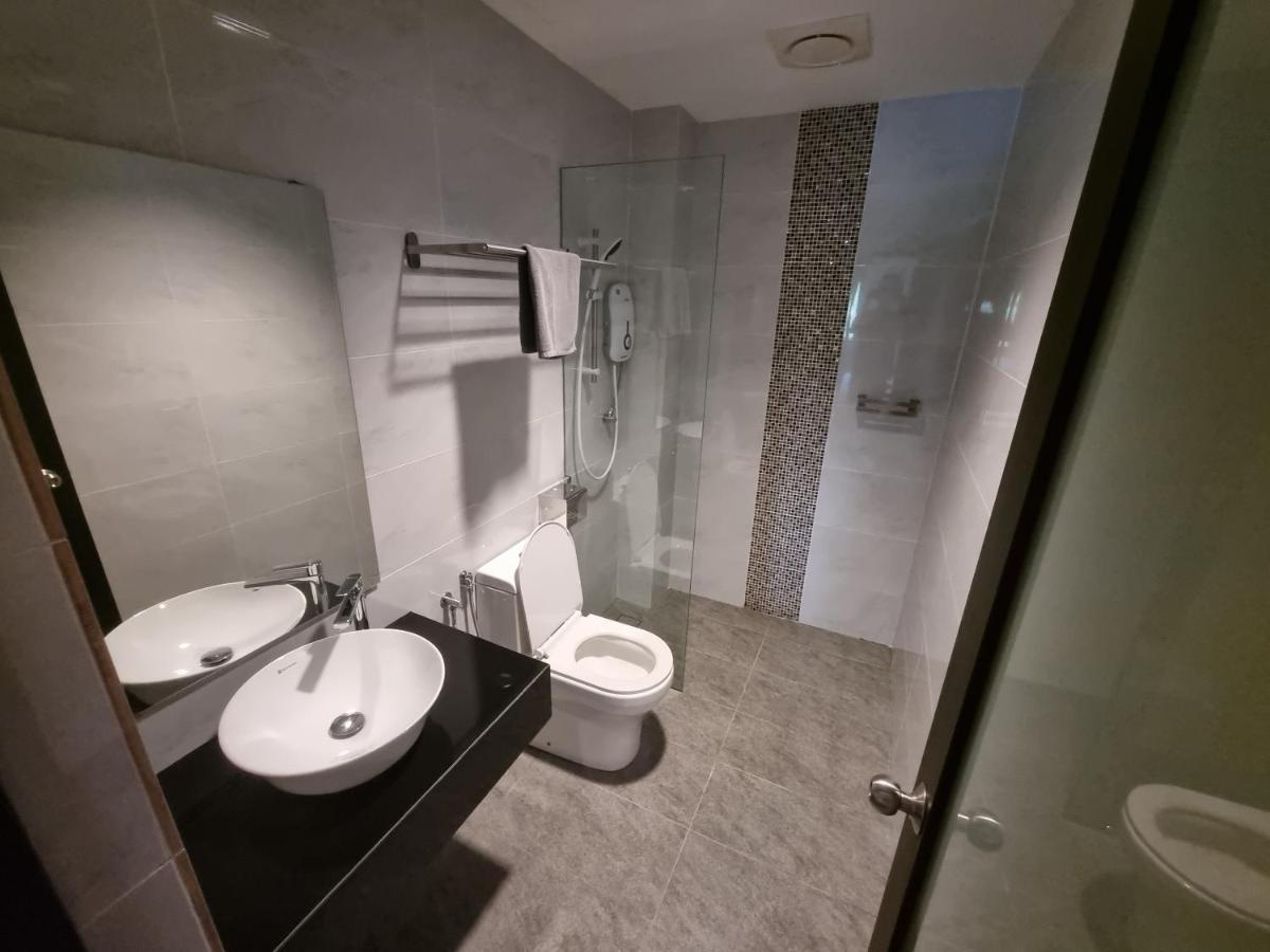 Miico Hotel @ Mount Austin Johor Bahru Eksteriør billede