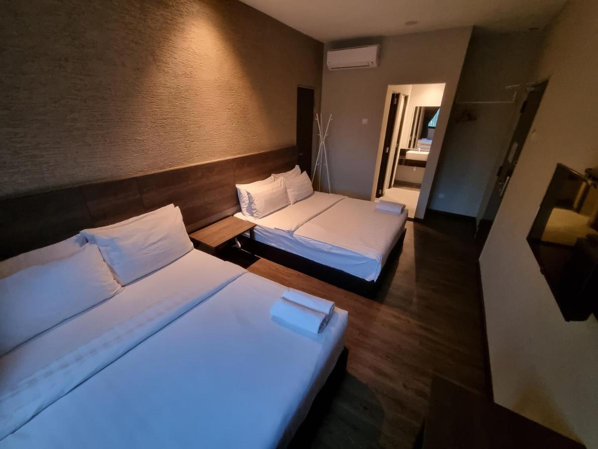 Miico Hotel @ Mount Austin Johor Bahru Eksteriør billede