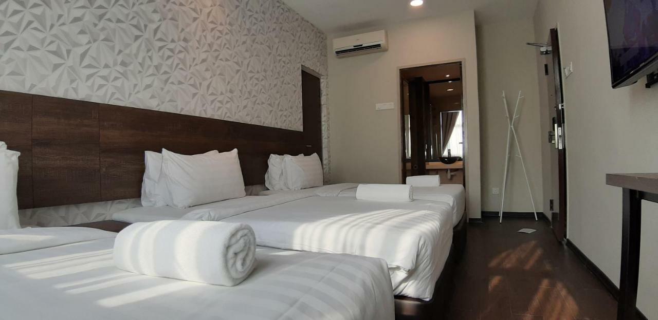Miico Hotel @ Mount Austin Johor Bahru Eksteriør billede