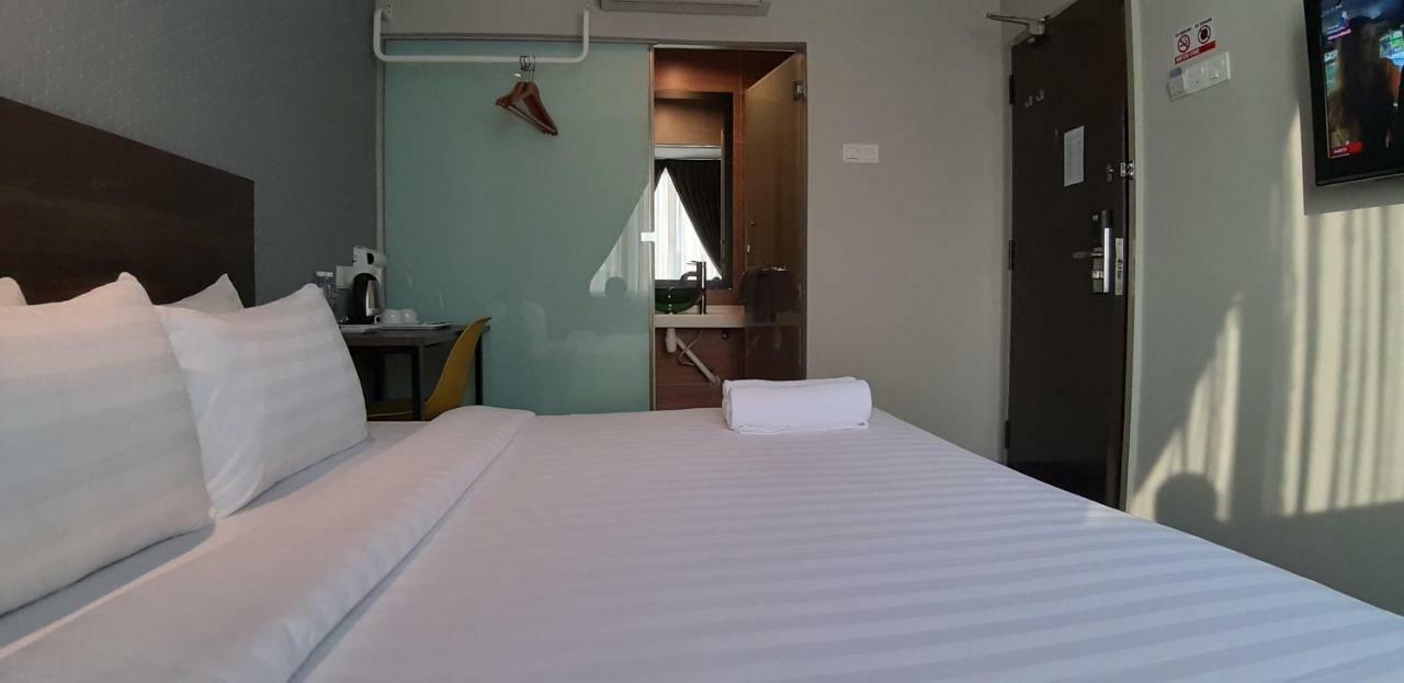 Miico Hotel @ Mount Austin Johor Bahru Eksteriør billede