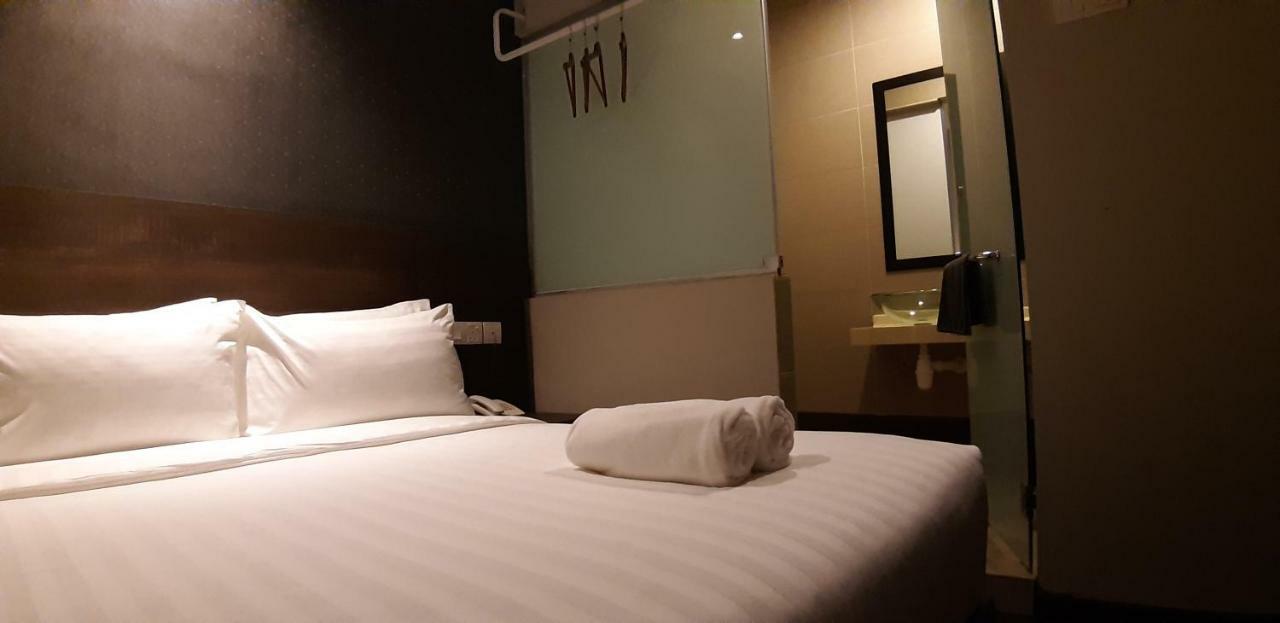 Miico Hotel @ Mount Austin Johor Bahru Eksteriør billede