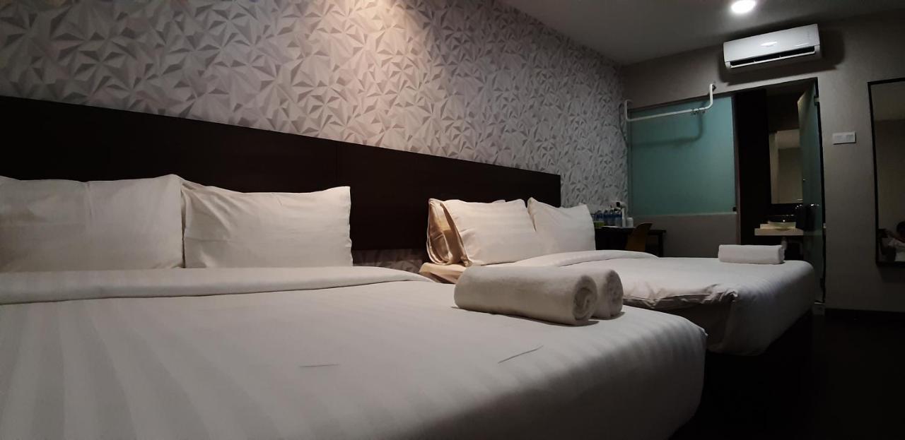Miico Hotel @ Mount Austin Johor Bahru Eksteriør billede